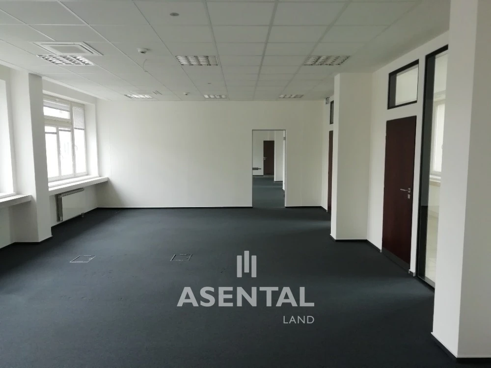 Pronájem kancelářských prostor, 89 m²