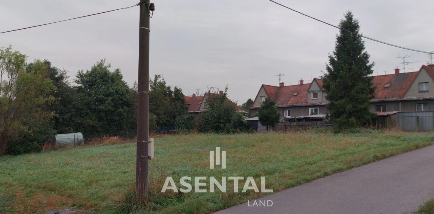 Prodej pozemků o výměře 1 495 m² v k.ú. Petřvald u Karviné